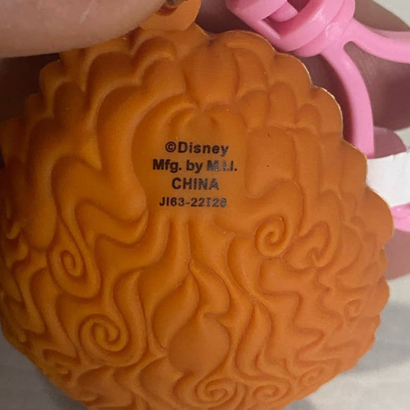 NEW DISNEY Princesses Merida Clip Series 31 monogram - Picture 2 of 4